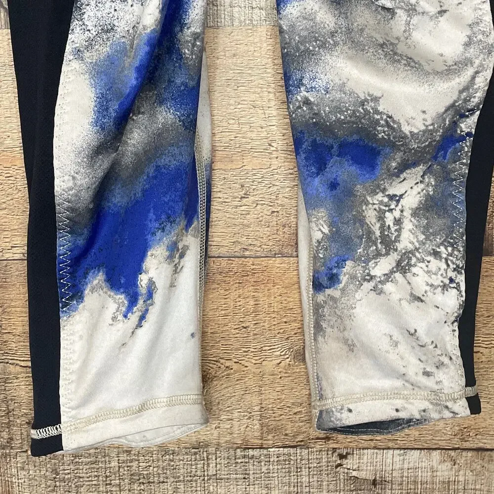 Lululemon 105 F Crop Leggings Milky Way Multi White Blue Black Size 2